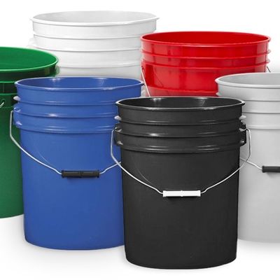 건설용 검은 플라스틱 버킷 에포시 HDPE 버킷 내구성 있고 오래 지속되는 디자인