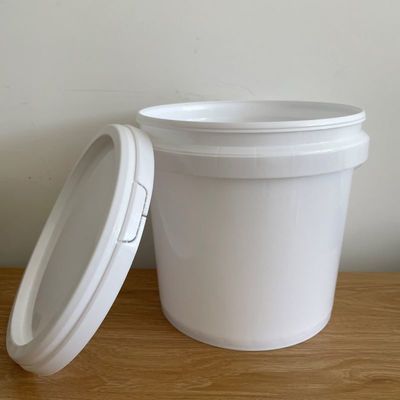 철 손잡이가 있는 둥근 또는 사각형 5L 플라스틱 버킷