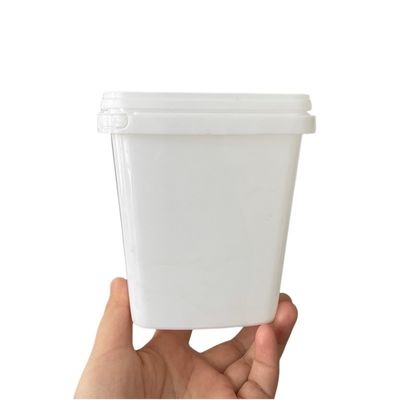 턱대기 없는 소스 용기 뚜?? 이 있는 음식 버킷