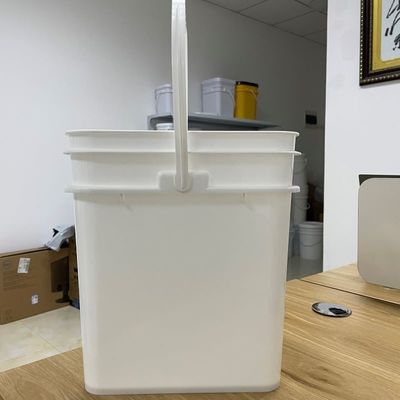 비스키 컨테이너 HDPE 소재와 인쇄 된 디자인을 가진 15L 평면 플라스틱 버킷