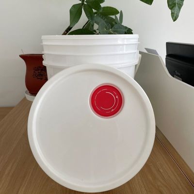 커버와 핸들을 가진 1-25L 플라스틱 버킷을 사용자 정의하십시오